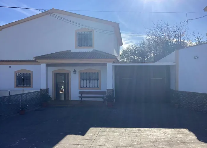 Casa Chalet Montes De Malaga